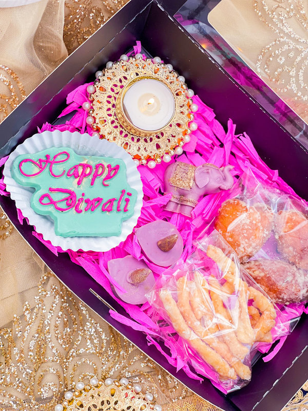 PRE-ORDER Happy Diwali box Medium